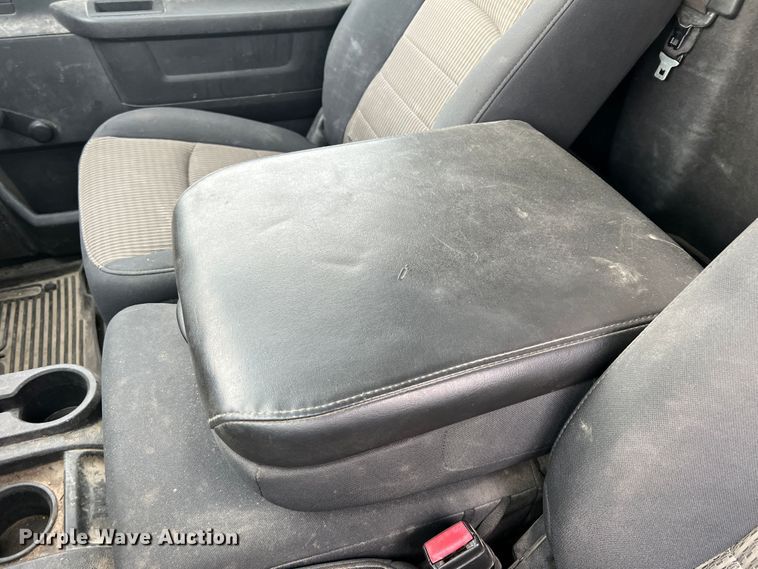 image for item JM9147 2011 Dodge Ram 4500  flatbed truck