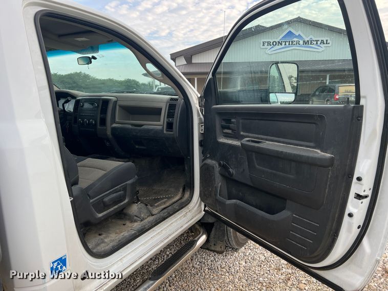 image for item JM9147 2011 Dodge Ram 4500  flatbed truck