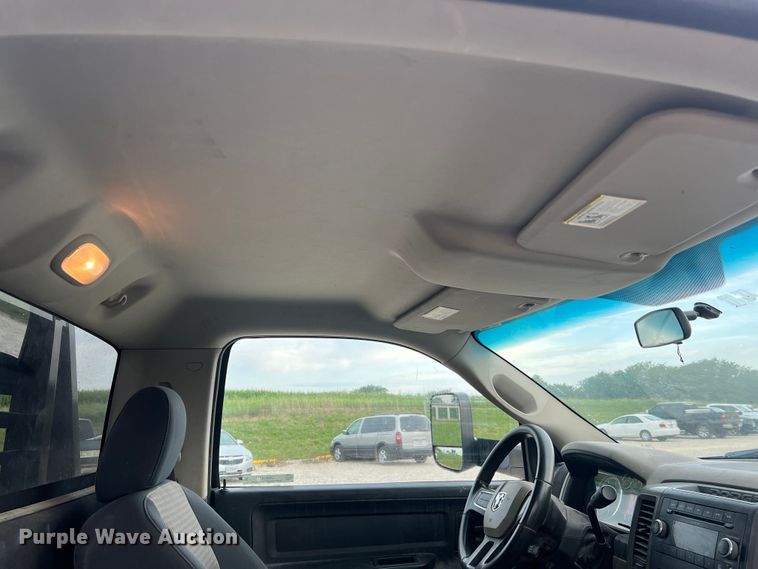 image for item JM9147 2011 Dodge Ram 4500  flatbed truck