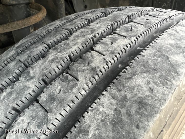 image for item JM9147 2011 Dodge Ram 4500  flatbed truck