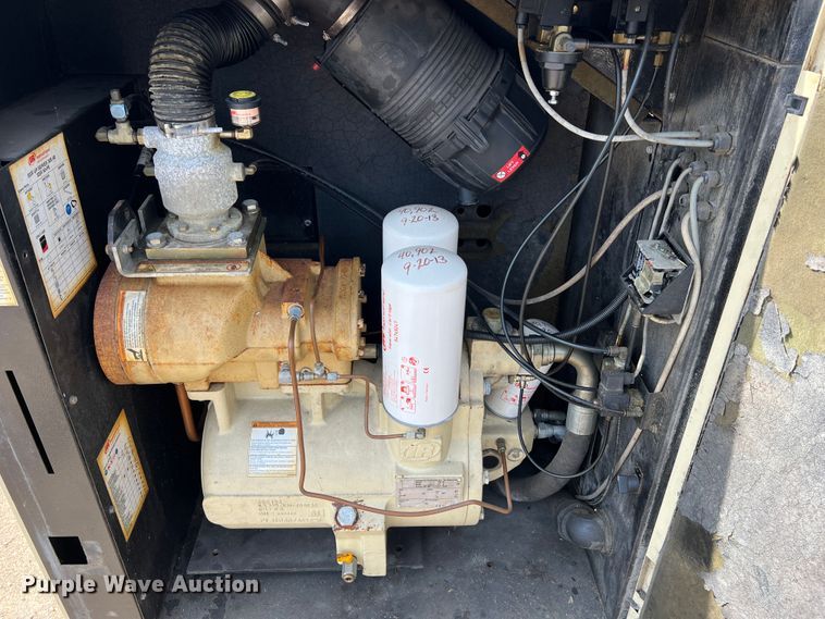 image for item JM9244 Ingersoll Rand SSR UP6-30-125  air compressor