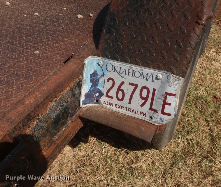 image for item JR9424 1985 WW GN20  equipment trailer