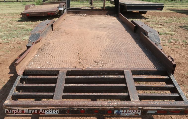 image for item JR9425 2005 May  equipment trailer