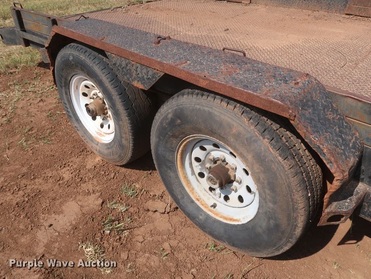 image for item JR9425 2005 May  equipment trailer