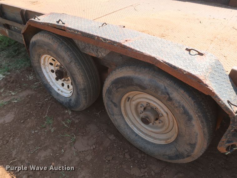 image for item JR9425 2005 May  equipment trailer