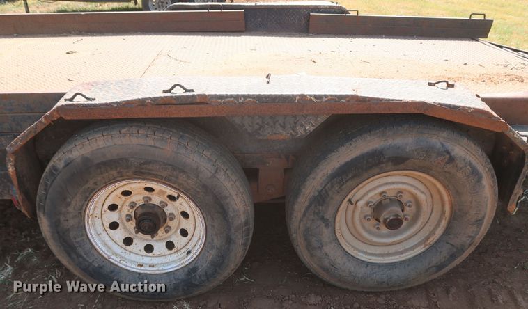 image for item JR9425 2005 May  equipment trailer