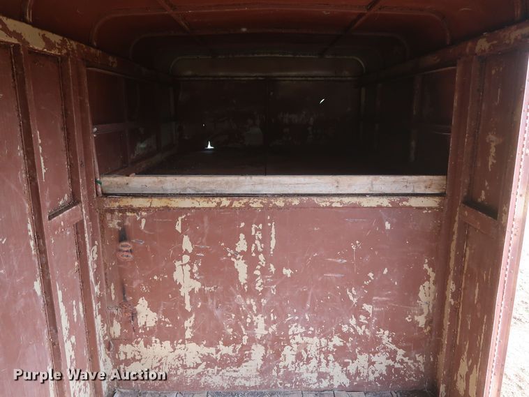 image for item JR9427 1994 WW  enclosed cargo trailer