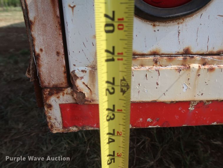 image for item JR9427 1994 WW  enclosed cargo trailer