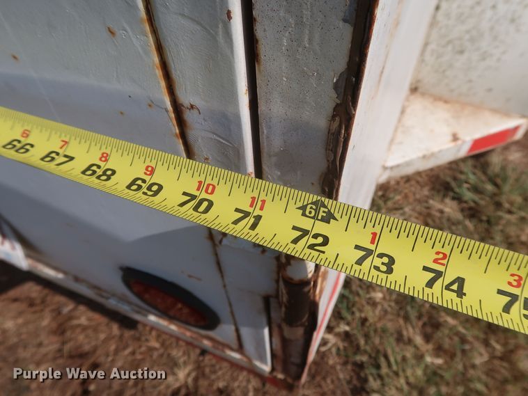 image for item JR9427 1994 WW  enclosed cargo trailer