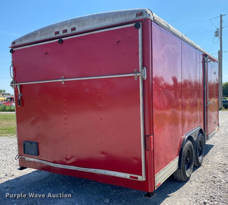 image for item JW9477 2004 Wells Cargo  enclosed cargo trailer