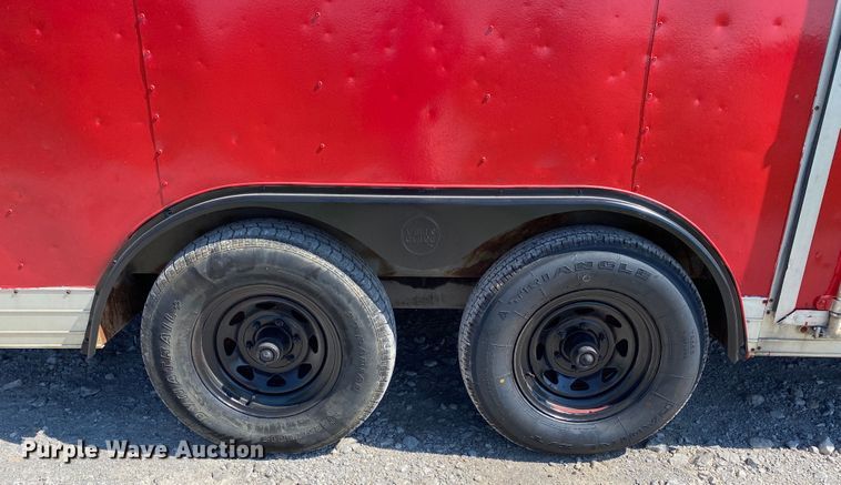 image for item JW9477 2004 Wells Cargo  enclosed cargo trailer