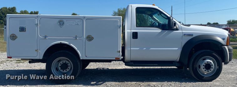 image for item JW9479 2006 Ford F450 Super Duty  utility / service truck