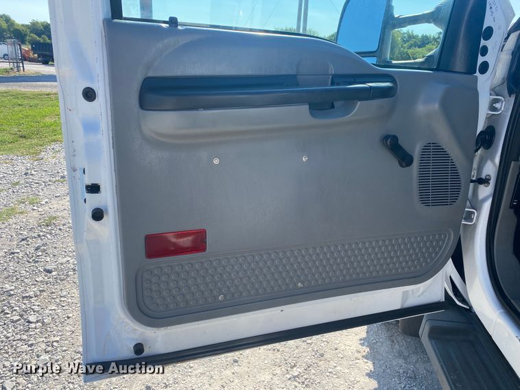 image for item JW9479 2006 Ford F450 Super Duty  utility / service truck