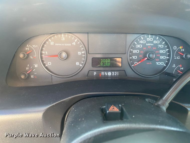 image for item JW9479 2006 Ford F450 Super Duty  utility / service truck