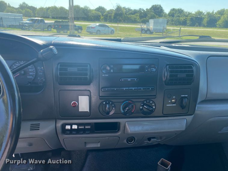 image for item JW9479 2006 Ford F450 Super Duty  utility / service truck