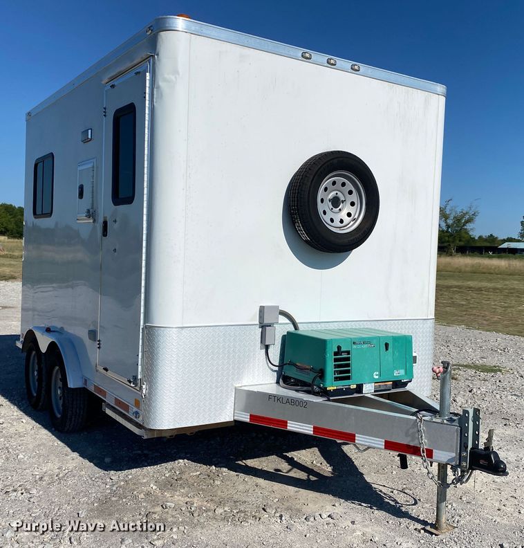 image for item JW9480 2017 Aluminum Trailer Company QSTAB85  fiber optic trailer