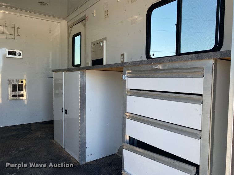 image for item JW9480 2017 Aluminum Trailer Company QSTAB85  fiber optic trailer