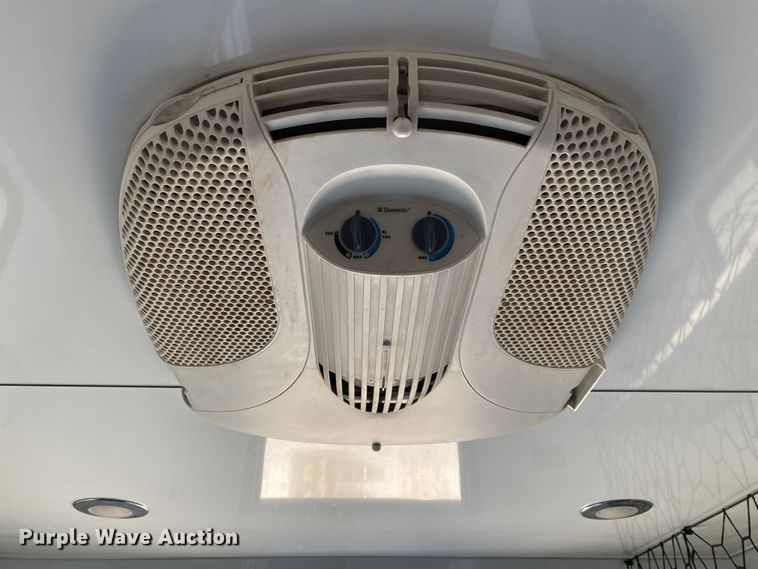 image for item JW9480 2017 Aluminum Trailer Company QSTAB85  fiber optic trailer