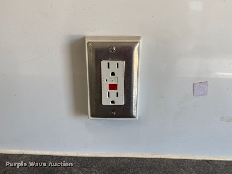 image for item JW9480 2017 Aluminum Trailer Company QSTAB85  fiber optic trailer