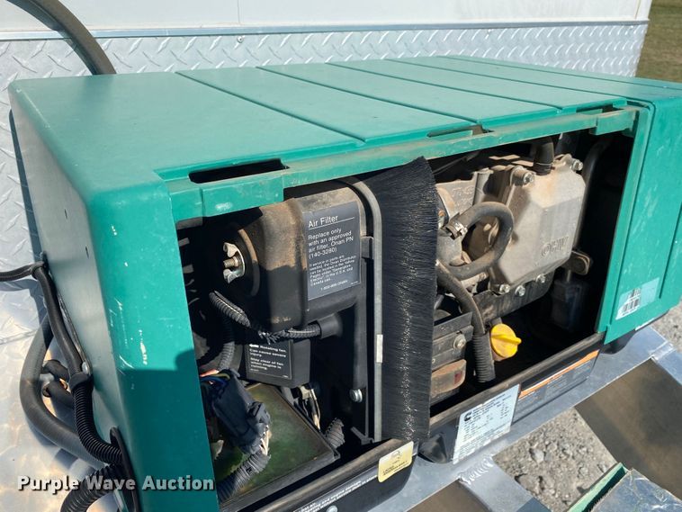 image for item JW9480 2017 Aluminum Trailer Company QSTAB85  fiber optic trailer