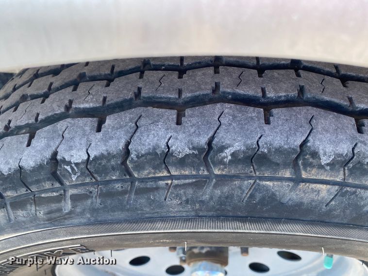 image for item JW9480 2017 Aluminum Trailer Company QSTAB85  fiber optic trailer