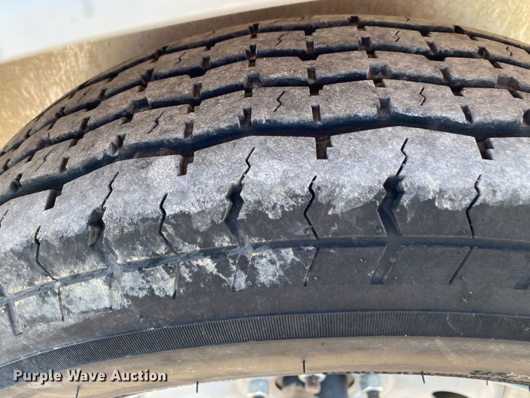 image for item JW9480 2017 Aluminum Trailer Company QSTAB85  fiber optic trailer