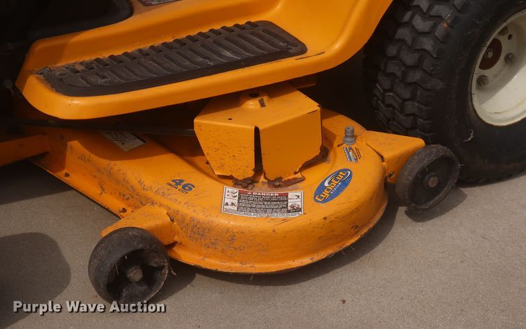 image for item JX9226 Cub Cadet LT1046  lawn mower