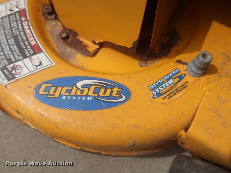 image for item JX9226 Cub Cadet LT1046  lawn mower