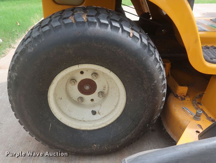 image for item JX9226 Cub Cadet LT1046  lawn mower