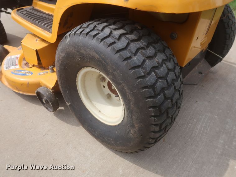 image for item JX9226 Cub Cadet LT1046  lawn mower