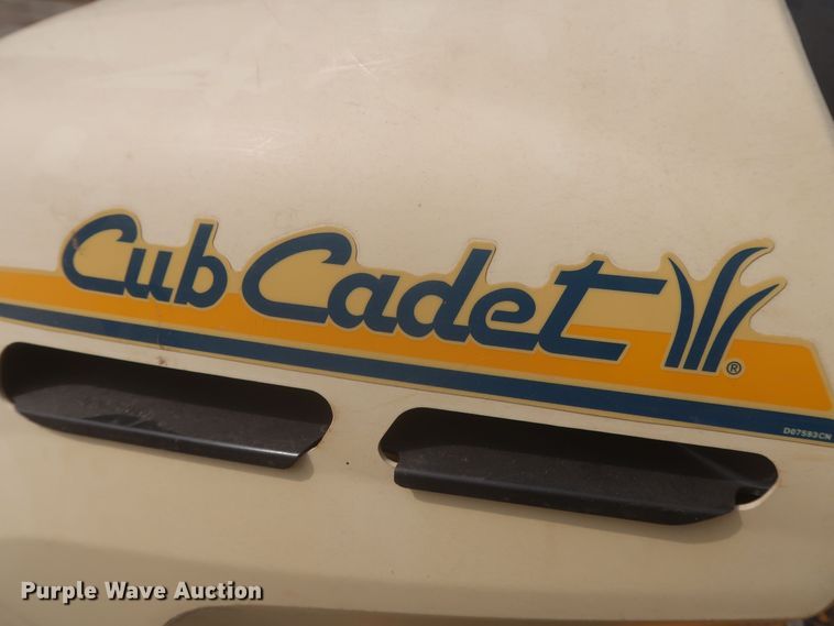 image for item JX9226 Cub Cadet LT1046  lawn mower