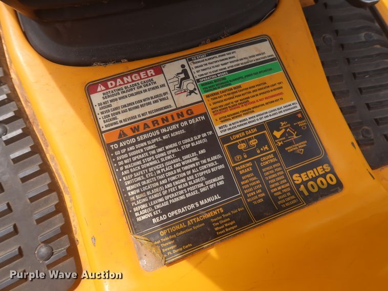 image for item JX9226 Cub Cadet LT1046  lawn mower