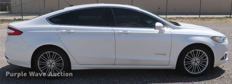 image for item JX9227 2014 Ford Fusion SE Hybrid