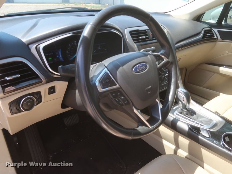 image for item JX9227 2014 Ford Fusion SE Hybrid