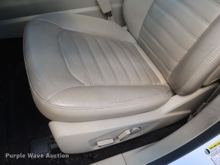 image for item JX9227 2014 Ford Fusion SE Hybrid