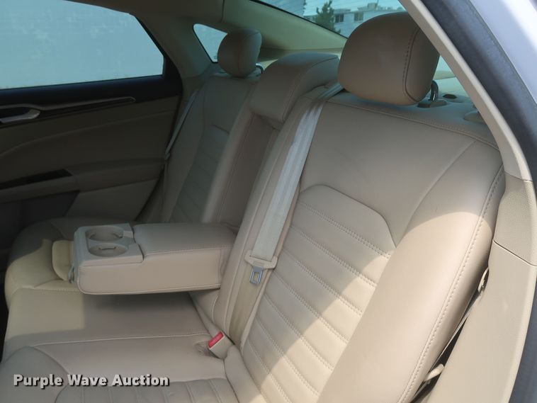 image for item JX9227 2014 Ford Fusion SE Hybrid