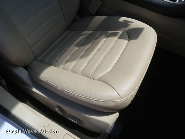 image for item JX9227 2014 Ford Fusion SE Hybrid