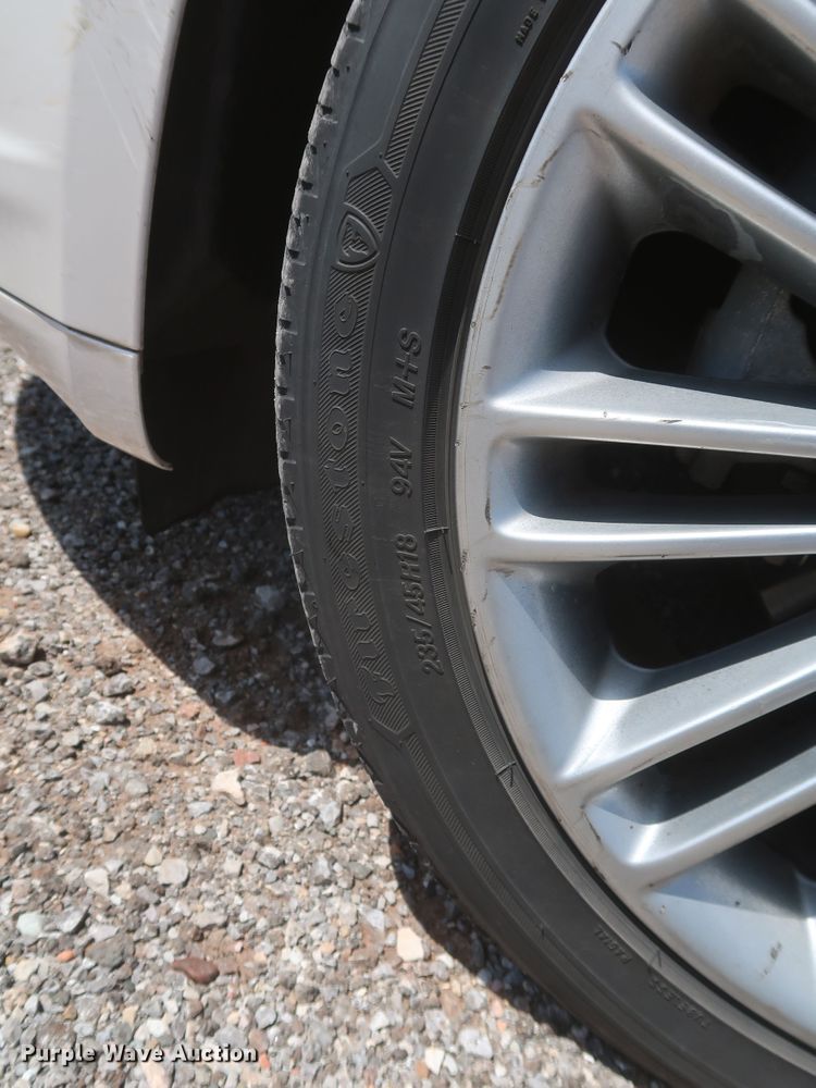 image for item JX9227 2014 Ford Fusion SE Hybrid