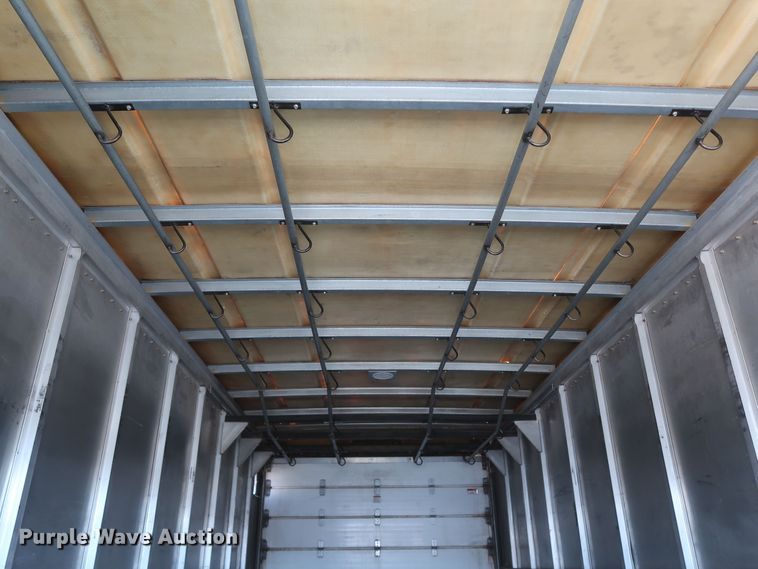 image for item JX9228 2000 Freightliner MT45  delivery truck