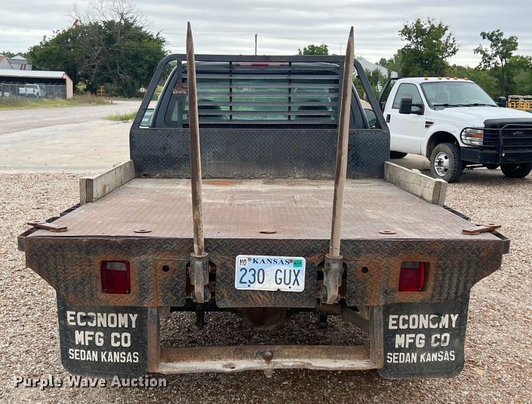 image for item JX9455 2000 Ford F150  bale bed pickup truck