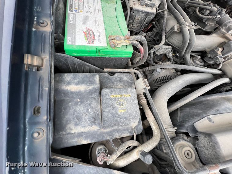 image for item JX9455 2000 Ford F150  bale bed pickup truck