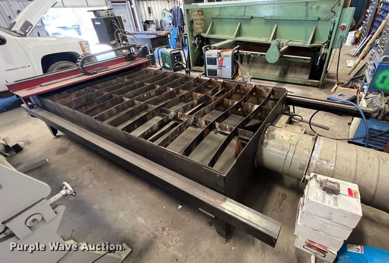 image for item JX9467 2005 Koike Aronson MNM-1500  plasma cutting table