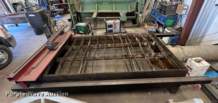 image for item JX9467 2005 Koike Aronson MNM-1500  plasma cutting table