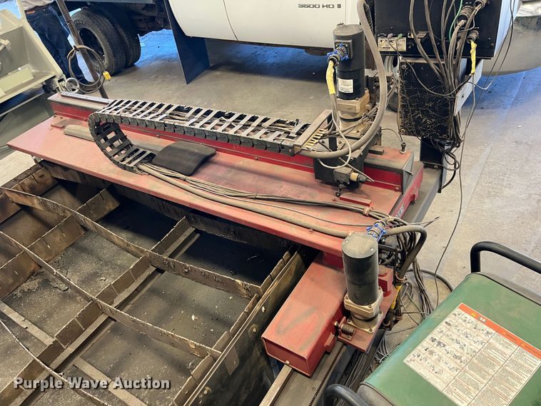 image for item JX9467 2005 Koike Aronson MNM-1500  plasma cutting table