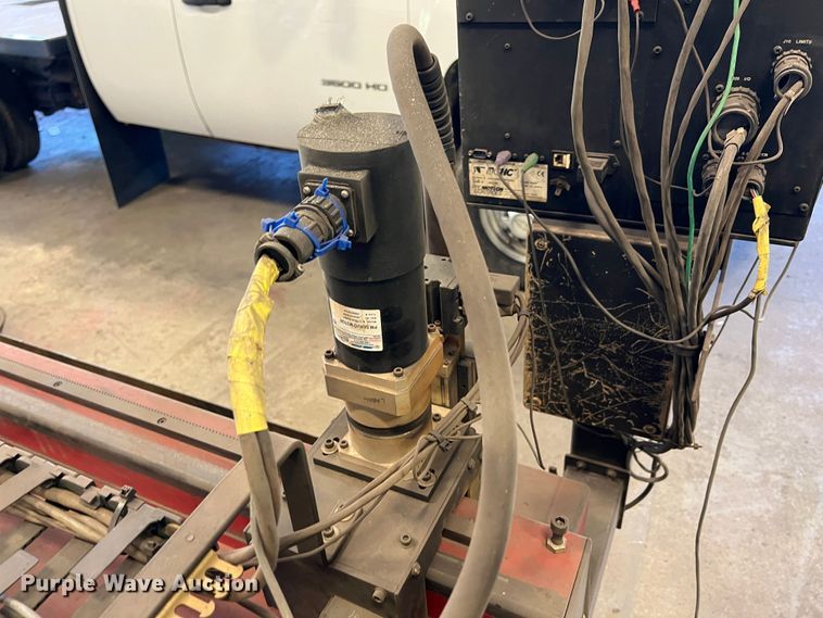 image for item JX9467 2005 Koike Aronson MNM-1500  plasma cutting table