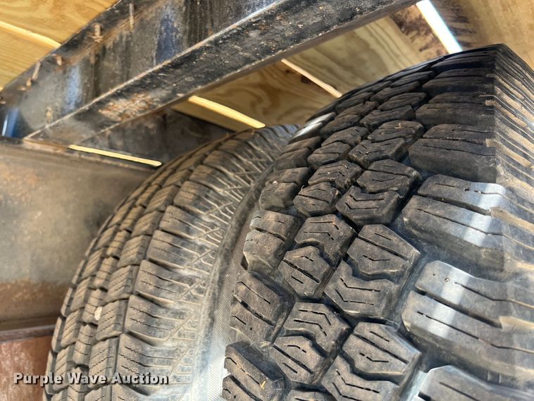 image for item JX9473 2001 Felling FT-20T  tilt deck equipment trailer