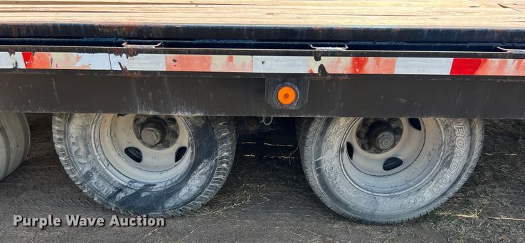 image for item JX9473 2001 Felling FT-20T  tilt deck equipment trailer