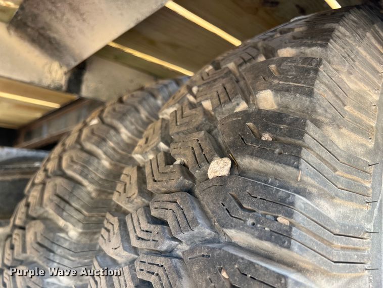 image for item JX9473 2001 Felling FT-20T  tilt deck equipment trailer