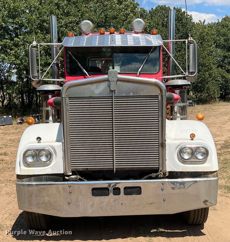 image for item JX9474 1978 Kenworth  tow truck