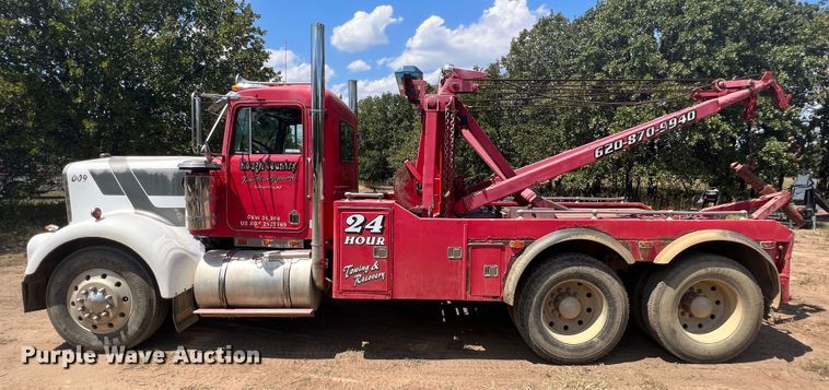 image for item JX9474 1978 Kenworth  tow truck